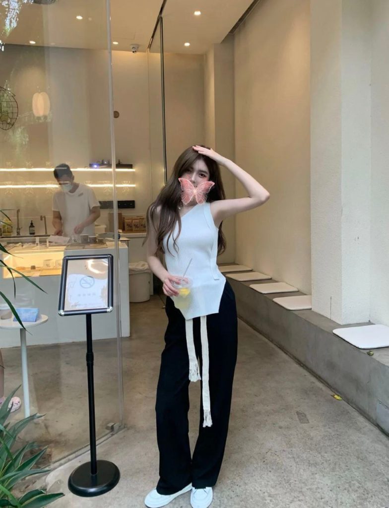 新人到新学生报道  ❤️Angela❤️23岁❤️白甜纯  台湾女生志玲的声音2271 作者:伦敦W2VIP 帖子ID:5393 