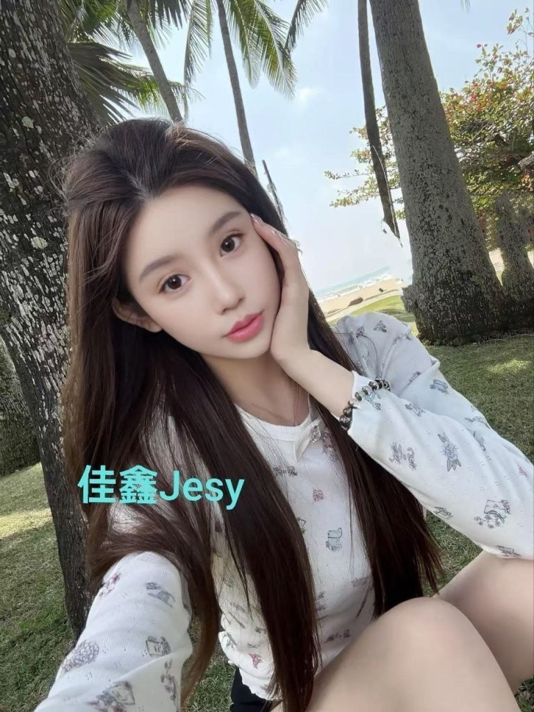 佳鑫Jesy24岁 165cm 48kg 真C  少数民族混血儿Look5559 作者:伦敦W2VIP 帖子ID:5410 