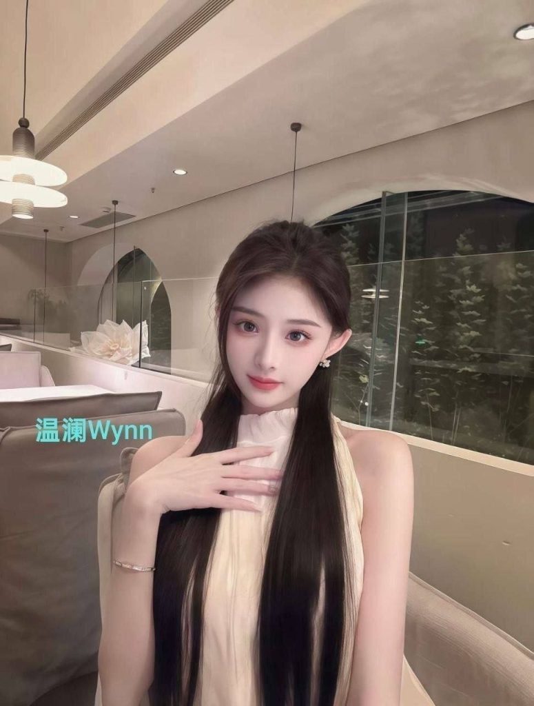 英国本土留学生温澜Wynn❤会一字马开学啦温澜小宝仅每周五6pm后开课，周末+7362 作者:伦敦W2VIP 帖子ID:5668 