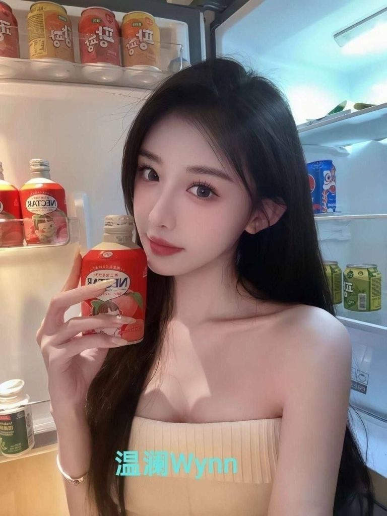 英国本土留学生温澜Wynn❤会一字马开学啦温澜小宝仅每周五6pm后开课，周末+898 作者:伦敦W2VIP 帖子ID:5668 